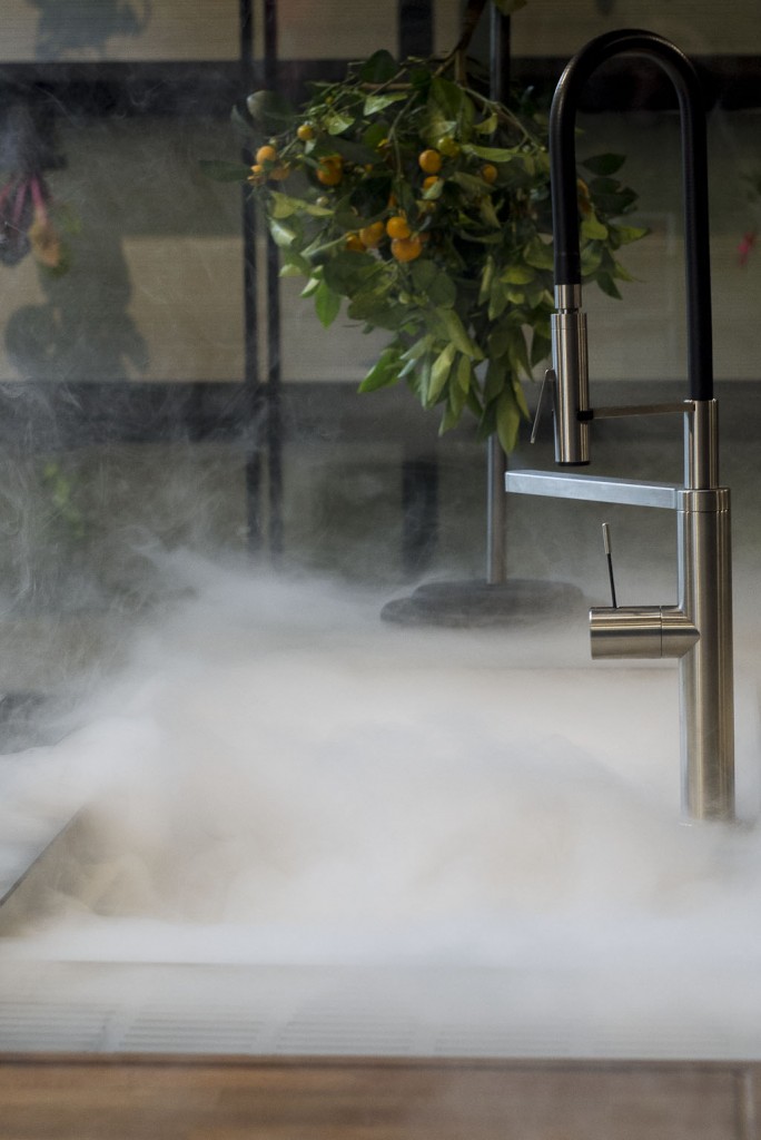 Expériences de vapeur / Vapeurs d'expériences par Krux Amsterdam chez Boffi cuisine et Bains - D'Days 2015